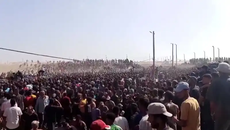 İsrail’in Gazze’deki Yardım Dağıtım Noktasına Saldırısı: 26 Can Kayıbı