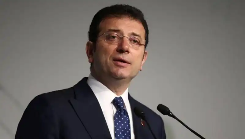 Ekrem İmamoğlu'nun Diploma Davasındaki İlk Duruşmada Neler Yaşandı?