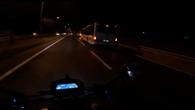 Otobüs Kazasında Yaralanan Vatandaşın Durumu Ciddi, Olay Anı Kamerada