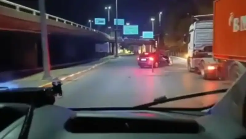 İstanbul’da İhtişamlı Operasyon: 36 Milyon TL’lik Kaçak Ürünler Ele Geçirildi!