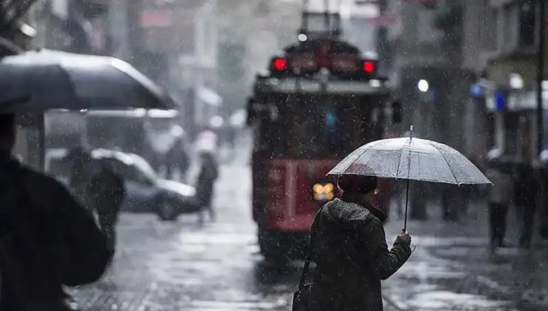 Güneşli Havanın Yerini Alacak Şiddetli Sağanak Yağışlar Ne Zaman Geliyor?