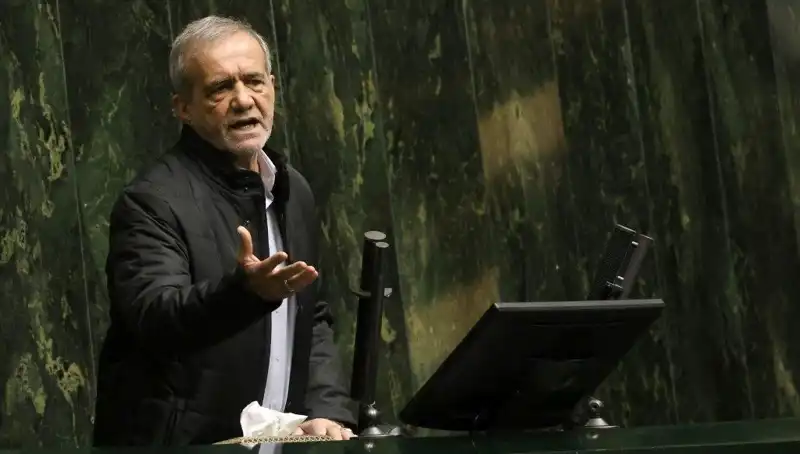 Ekonomik Krizde Lüks Seyahat: İran Cumhurbaşkanı Yardımcısı Görevden Alındı