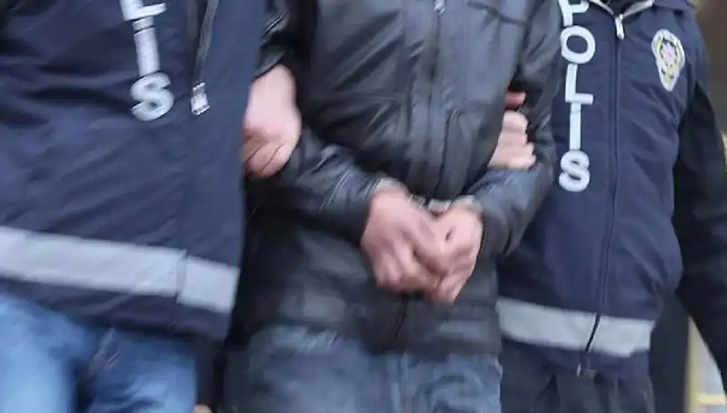 Osmaniye’de Uyuşturucu Operasyonunda 7 Kişi Tutuklandı, Sarsıcı Detaylar Ortaya Çıktı