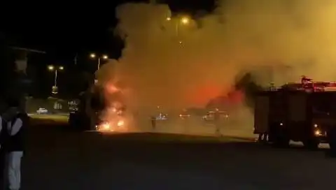 Zonguldak’ta Seyir Halindeki TIR'dan Korkutan Yangın: Olay Anı Kamerada