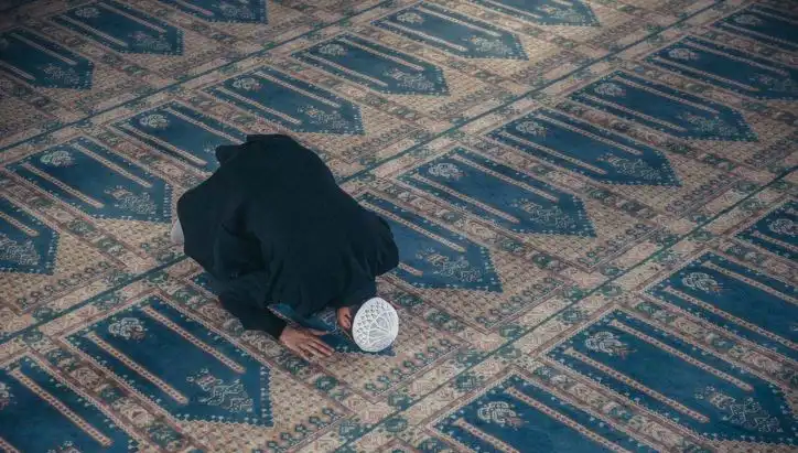 12 Eylül Cuma Namazı Saati ve Kılınış Şekli Hakkında Bilgiler