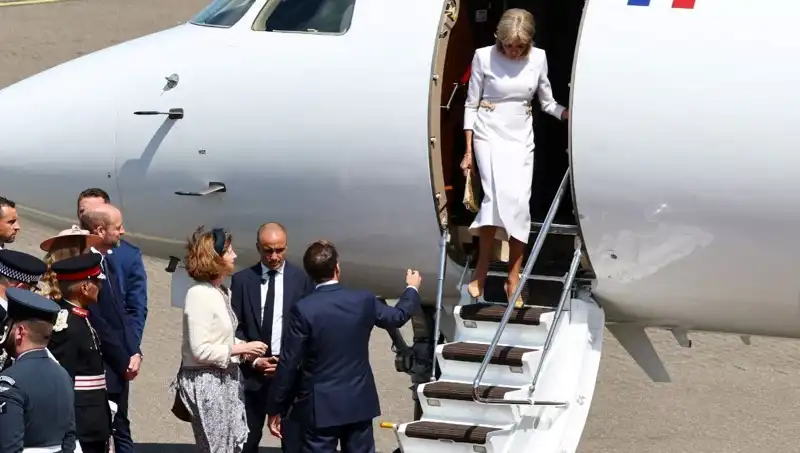Macron Çiftinde Kritik An! Eşi Brigitte Dikkate Almadı mı?