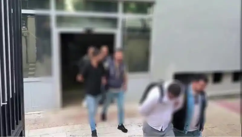 Sahte Yatırım İlanlarıyla Milyonlarca Liralık Vurgun: 6 Kişi Tutuklandı