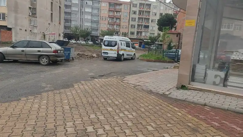 4. Kattan Düşen Kadın Hastaneye Kaldırıldı: Olayın Ardındaki Sır Nedir?