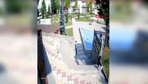 Kastamonu'da Muhtarın Uyarısı Sert Bir Tepkiyle Cevaplanca Bıçaklandı